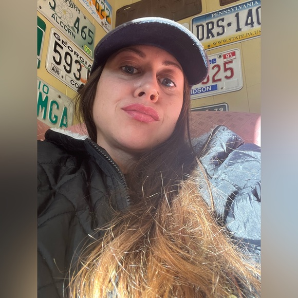 nicolecarnev140